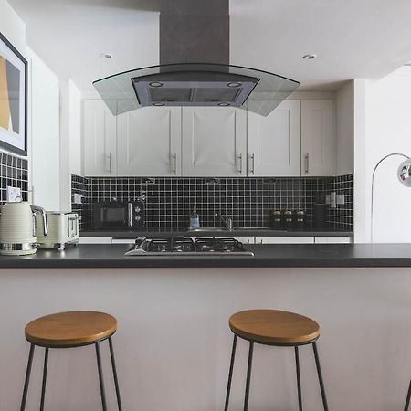 2Bed Stratford Apt With Easy Access To Central London, O2, Excel, Parking Nearby Exterior photo